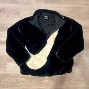 Nike Fur Coat (Women)